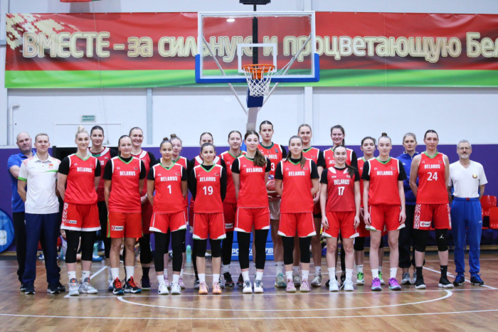 УТС женской национальной команды111